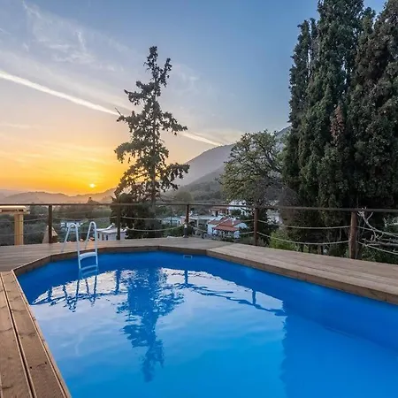 Traditional House With Private Pool Rethymno (Crete)