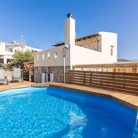 Traditional House With Private Pool *
